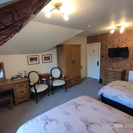 The Lodge Guest House Елджин Екстериор снимка
