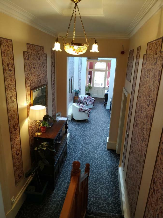 The Lodge Guest House Елджин Екстериор снимка